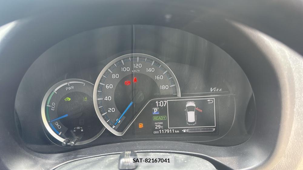 Toyota VITZ 2017 6763597-14