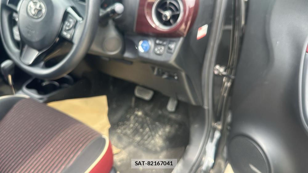 Toyota VITZ 2017 6763597-15