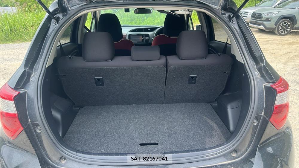 Toyota VITZ 2017 6763597-22