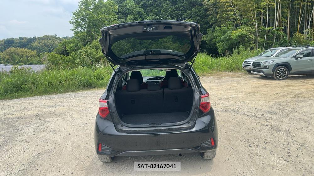Toyota VITZ 2017 6763597-23