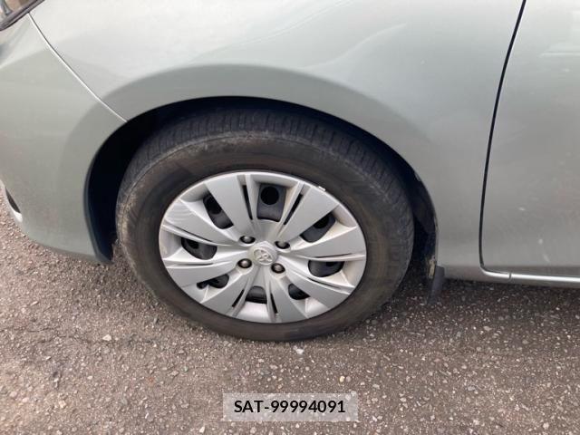 Toyota VITZ 2011-06 7563039-12