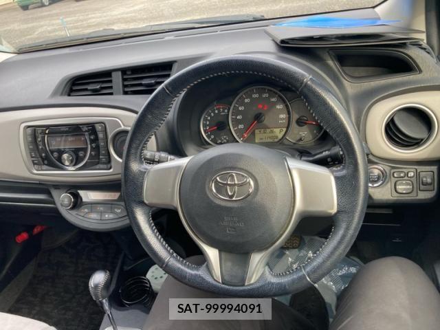 Toyota VITZ 2011-06 7563039-20