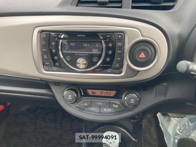 Toyota VITZ 2011-06 7563039-23