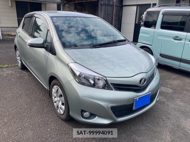 Toyota VITZ 2011-06 7563039-2
