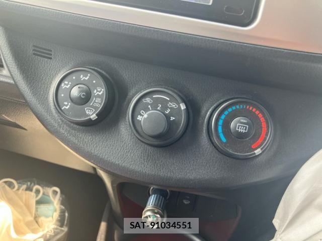 Toyota VITZ 2014-07 7563036-18