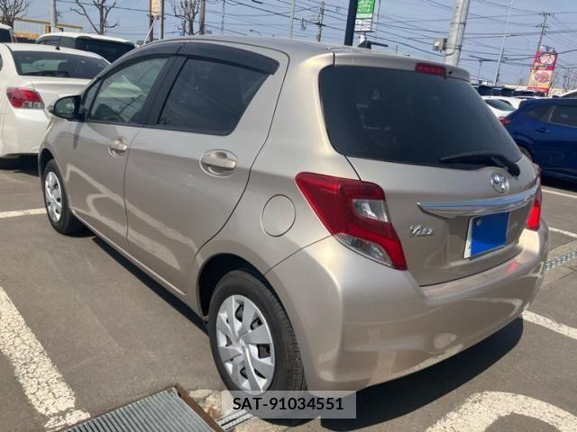 Toyota VITZ 2014-07 7563036-3