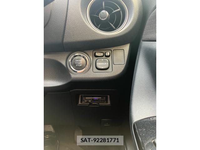 Toyota VITZ 2016-03 7563037-15