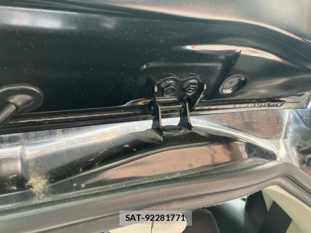 Toyota VITZ 2016-03 7563037-20