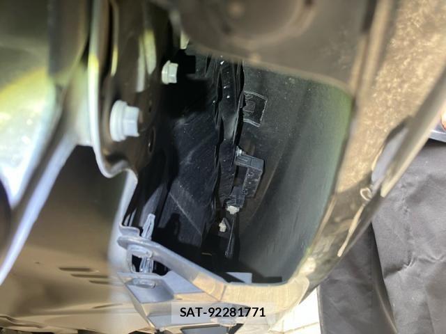 Toyota VITZ 2016-03 7563037-26
