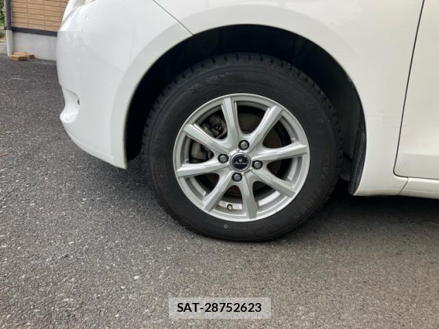 Toyota VITZ 2006-04 7563041-8
