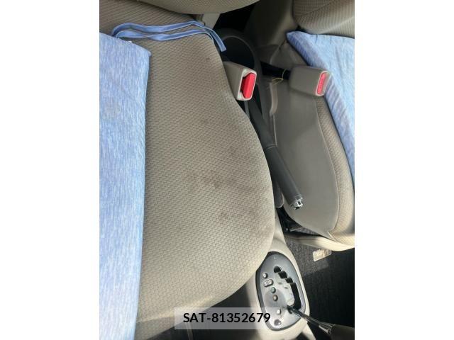 Toyota VITZ 2009-08 7563038-15