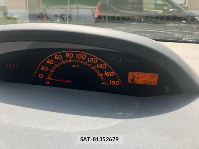 Toyota VITZ 2009-08 7563038-20