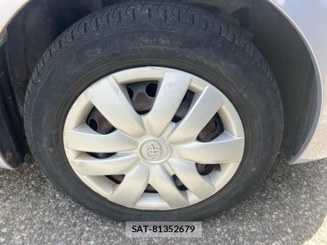 Toyota VITZ 2009-08 7563038-7