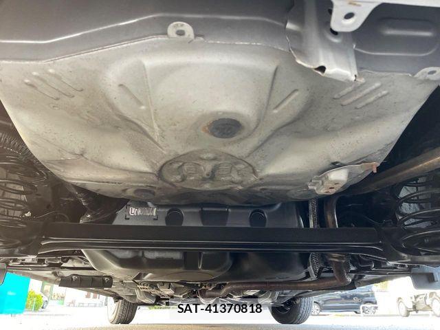 Toyota VITZ 2013-04 7621112-18