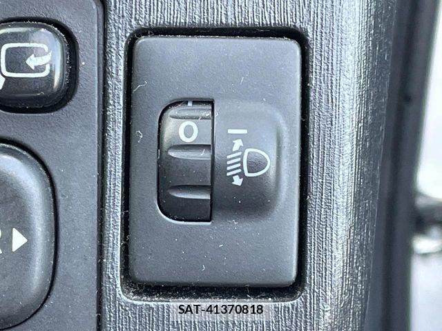 Toyota VITZ 2013-04 7621112-4