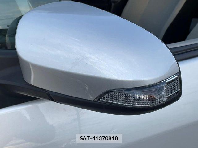 Toyota VITZ 2013-04 7621112-5