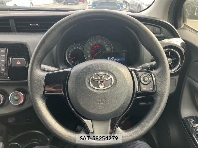 Toyota VITZ 2019-09 7621109-15