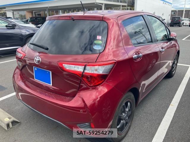 Toyota VITZ 2019-09 7621109-2