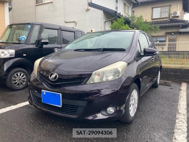 Toyota VITZ 2013-10 7621119-0