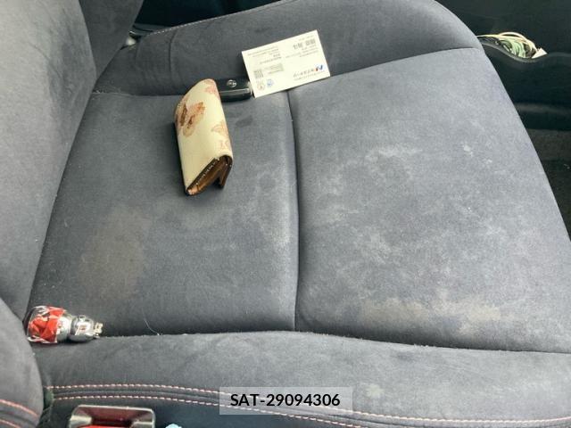 Toyota VITZ 2013-10 7621119-13