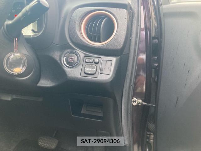 Toyota VITZ 2013-10 7621119-15