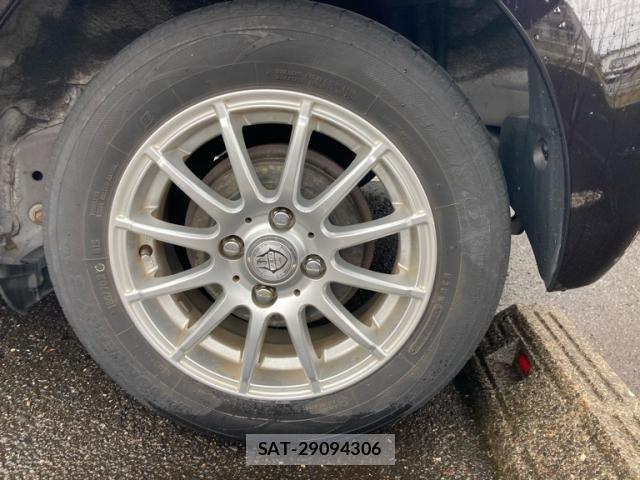 Toyota VITZ 2013-10 7621119-6