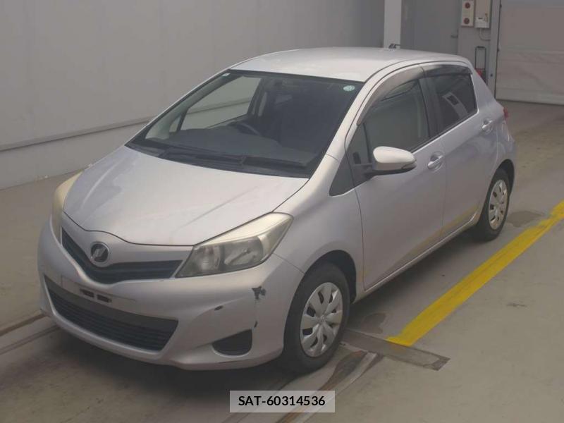 Toyota VITZ 2013-09 7610992-0