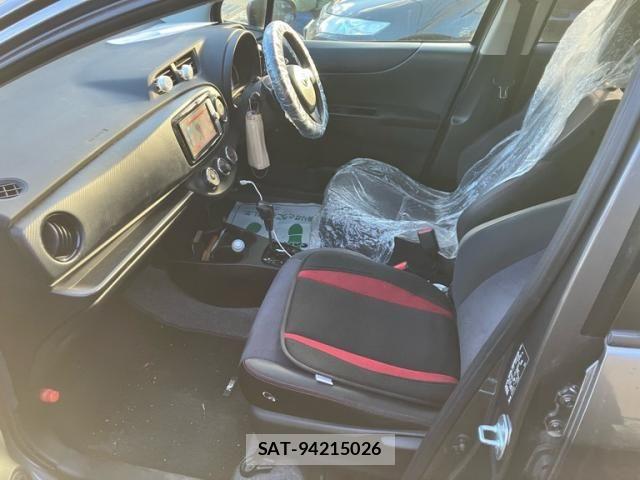Toyota VITZ 2013-06 7621111-10