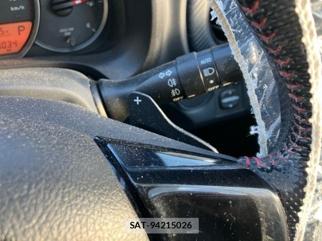 Toyota VITZ 2013-06 7621111-20