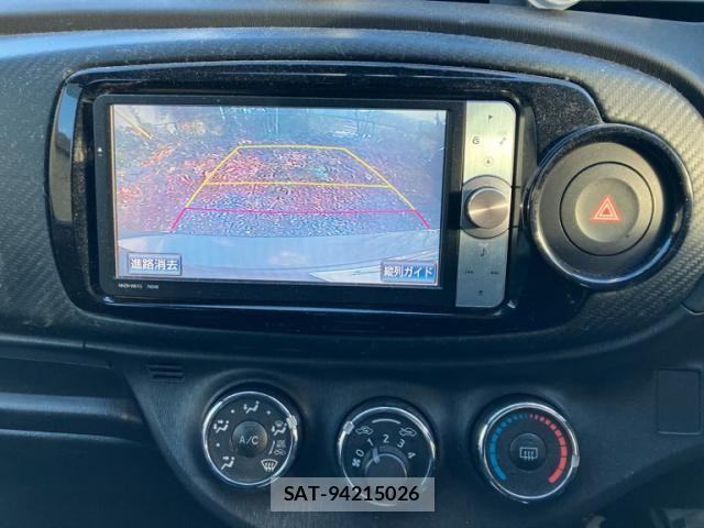 Toyota VITZ 2013-06 7621111-23