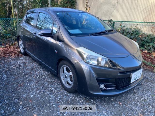 Toyota VITZ 2013-06 7621111-2