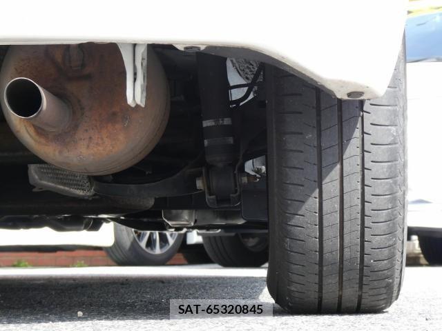 Toyota VITZ 2015-09 7621116-16