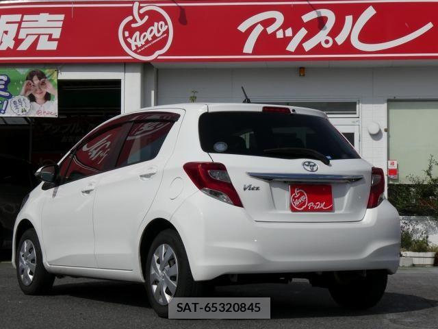 Toyota VITZ 2015-09 7621116-6