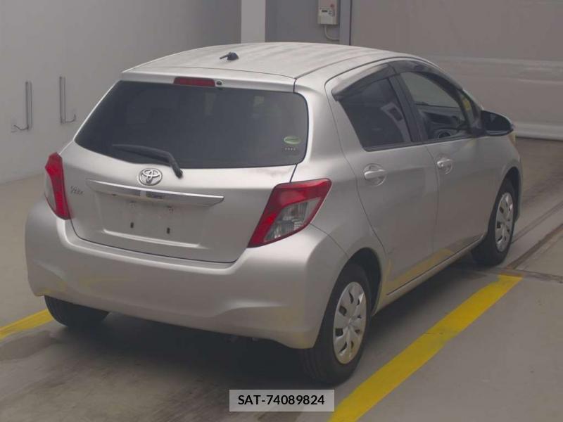 Toyota VITZ 2013-11 7610994-1