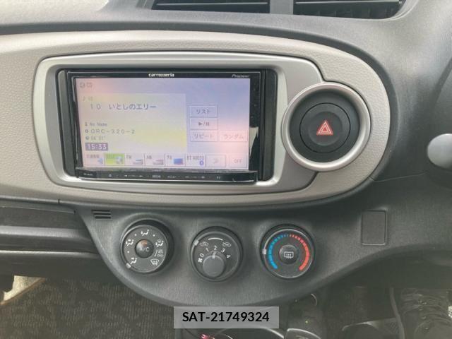 Toyota VITZ 2011-07 7621115-14