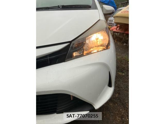 Toyota VITZ 2015-03 7621114-10