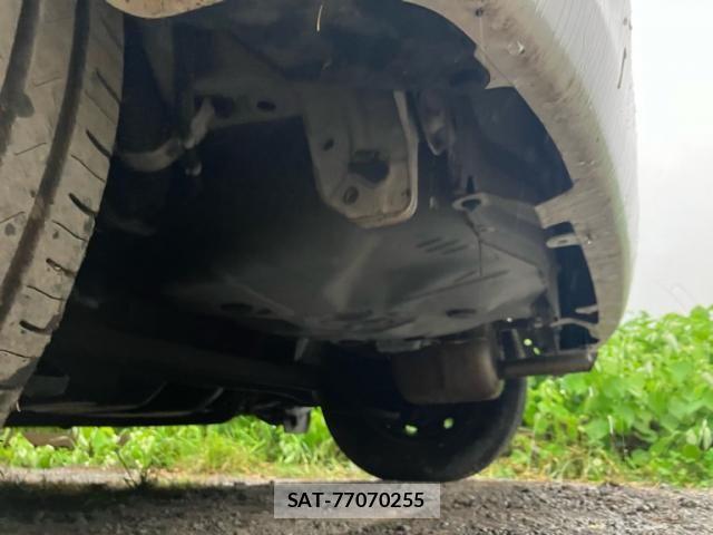 Toyota VITZ 2015-03 7621114-5