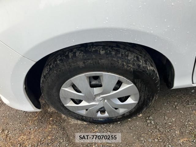 Toyota VITZ 2015-03 7621114-7