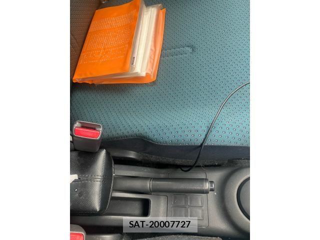 Toyota VITZ 2005-09 7621117-21