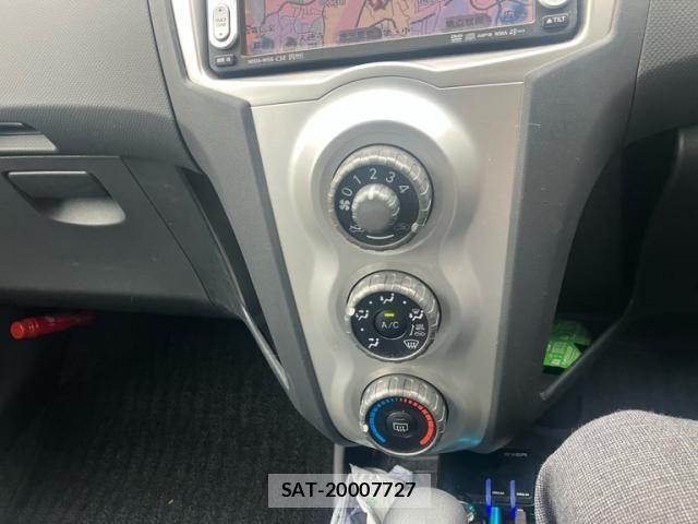 Toyota VITZ 2005-09 7621117-23