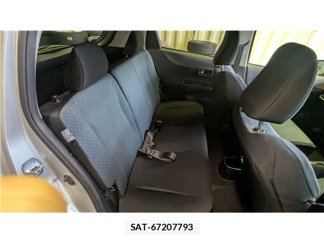 Toyota VITZ 2011-06 7621110-12