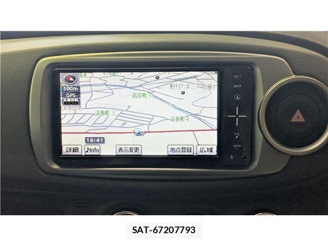 Toyota VITZ 2011-06 7621110-16