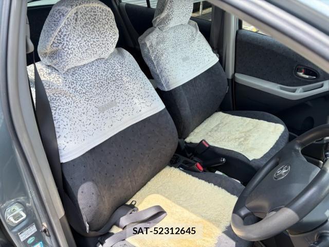 Toyota VITZ 2009-06 7621118-12