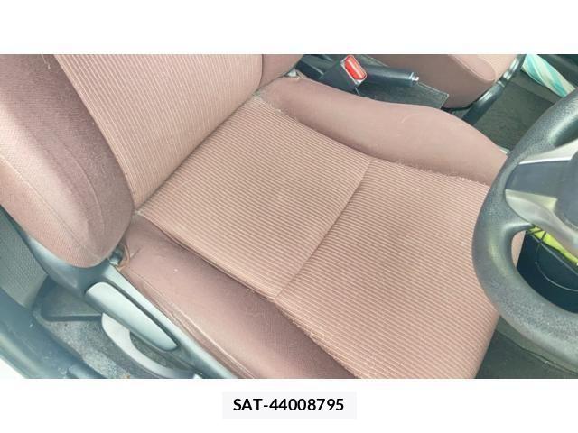 Toyota VITZ 2011-09 7621113-15