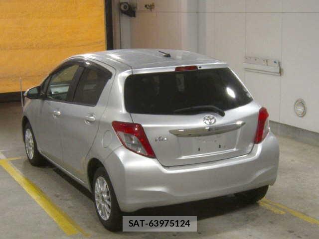 Toyota VITZ 2011-11 7686703-3