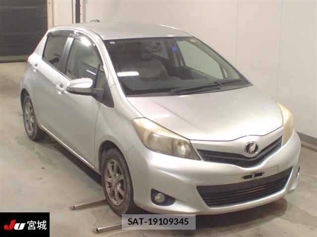 Toyota VITZ 2011 7686698-0