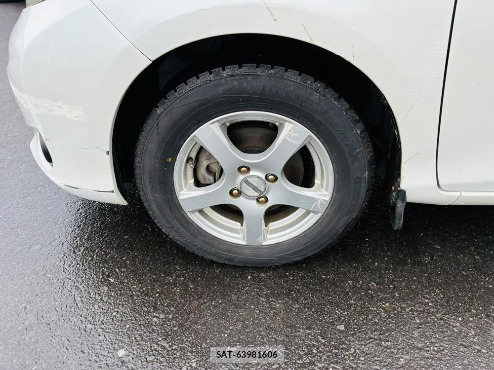 Toyota VITZ 2011-07 7496360-30