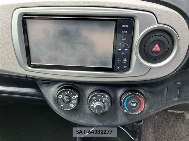 Toyota VITZ 2011-09 7686695-8