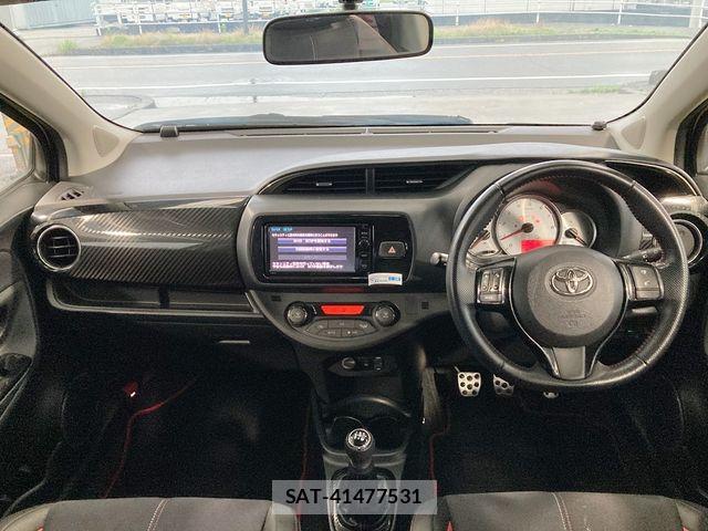 Toyota VITZ 2014-10 7730368-9