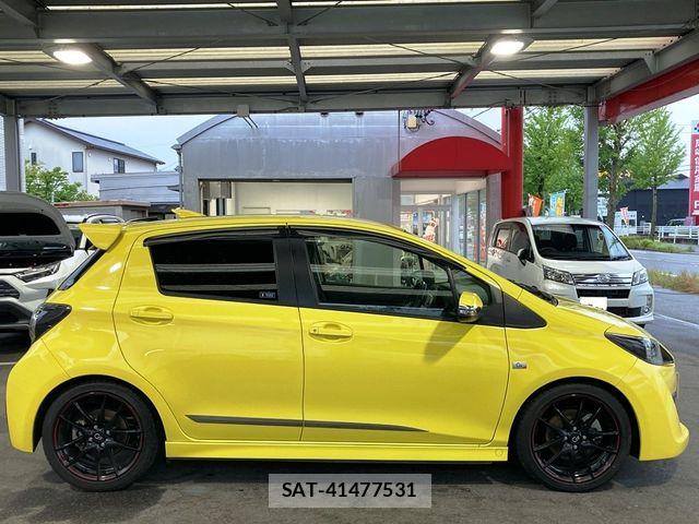 Toyota VITZ 2014-10 7730368-3